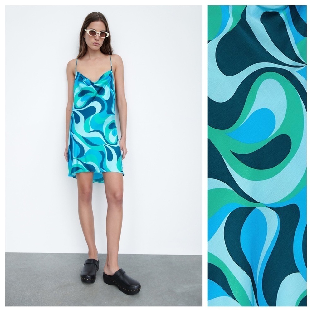 🌹NWT. Zara Blue Satin Flowy Printed Mini Dress. Size S.